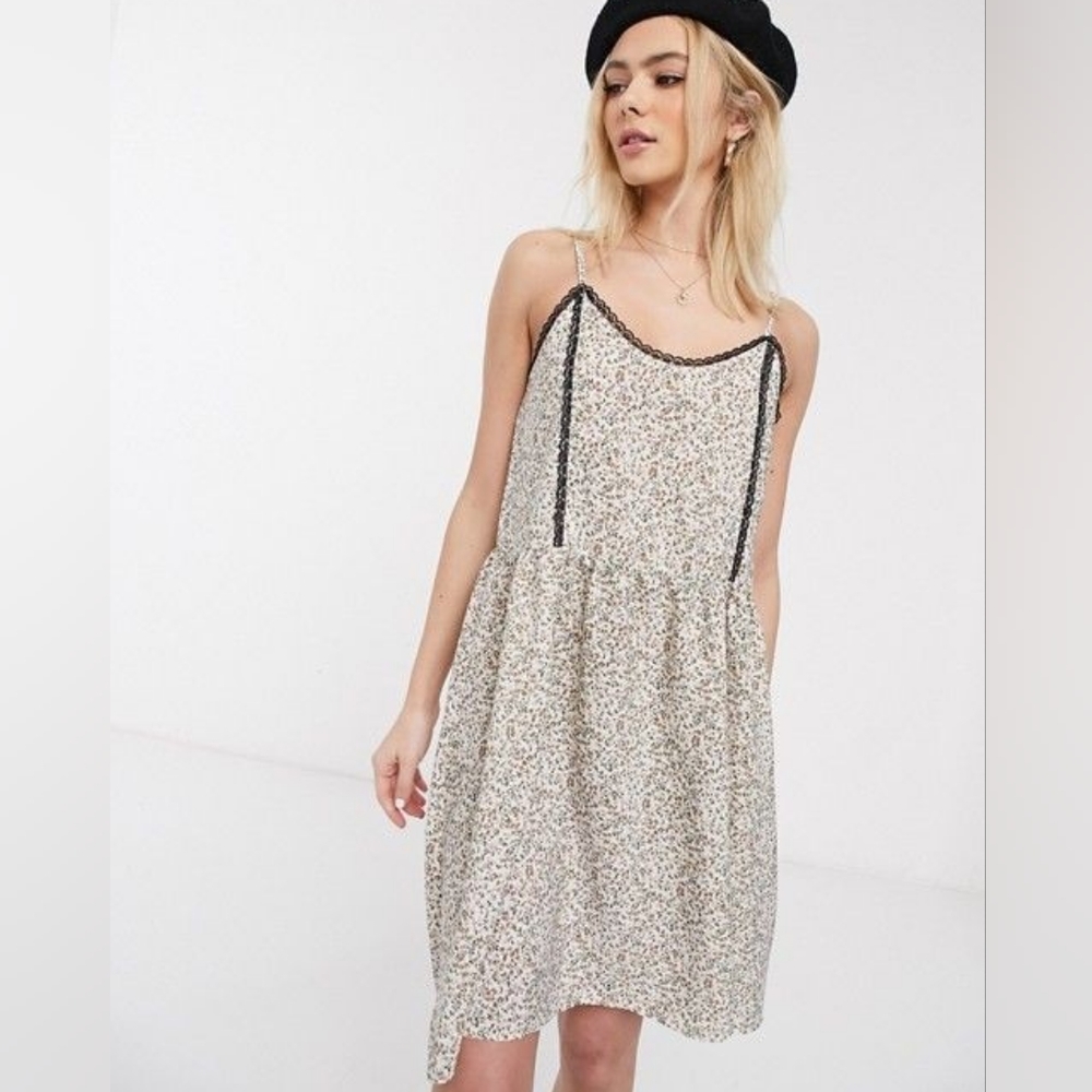 🌼Daisy Street Floral Black Lace Accented Dress